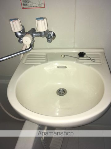 アクセスの内装写真