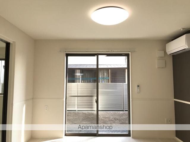 サンスマイル法華[1LDK/41.7m2]のリビング・居間1