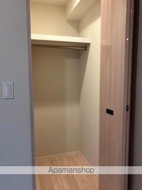 東京都中野区本町３丁目[3LDK/80.29m2]の収納