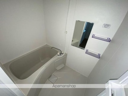 ヴィラナリー屋島[2LDK/54.38m2]のバス