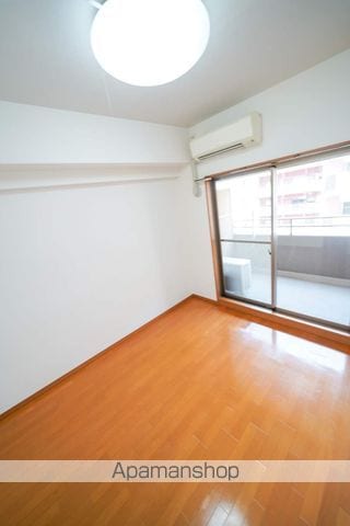レジュールアッシュ梅田EASTの内装写真