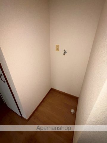 新倉ハイツAの内装写真
