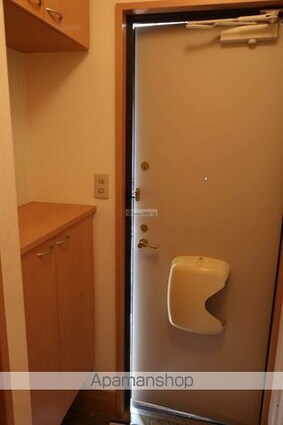 ローズコートヤマサ　Ｂ棟[2LDK/61.1m2]の玄関