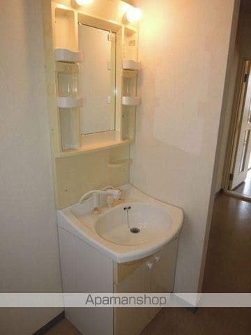 スカイハイツ植田の内装写真