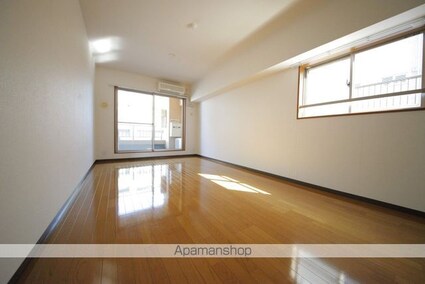 ＩＭビル[1K/32.55m2]のリビング・居間