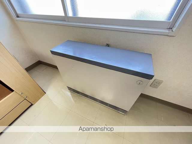 フラットフォーレスト本通IIの内装写真