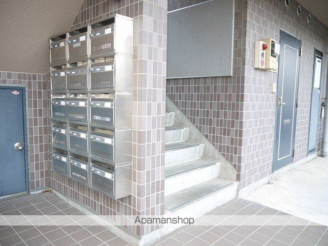 MKマンションの玄関写真