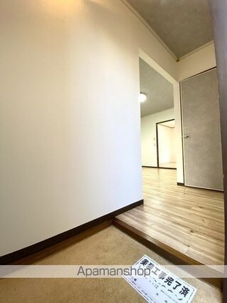 和歌山県和歌山市秋月[3DK/50.3m2]の玄関
