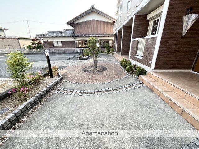 ケンブライトの玄関写真