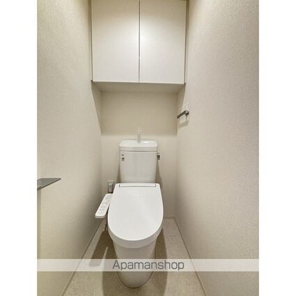 アジールコート練馬中村橋[2LDK/42.52m2]のトイレ