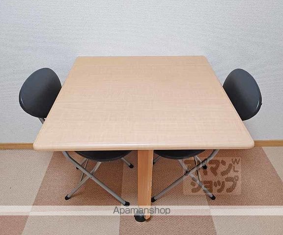 レオパレス深草の内装写真