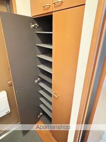 フォンターナIIの内装写真