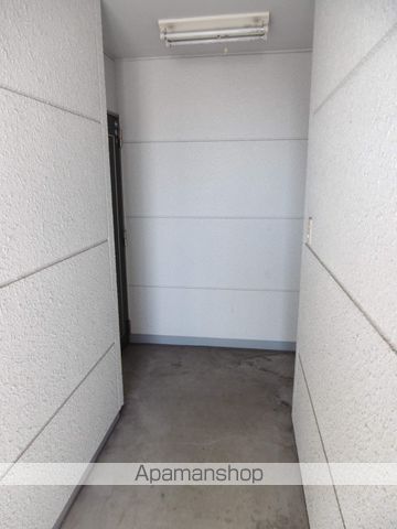 メイプルハイツの玄関写真