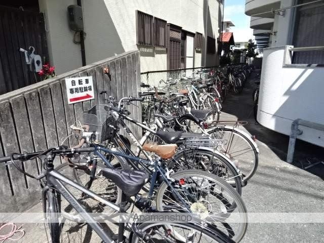 カレッジタウンウィングの外観写真