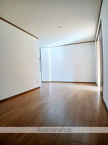 エクセラン原の内装写真