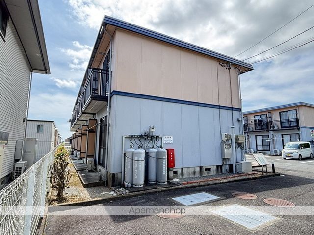 ハイツモンブランAの外観写真