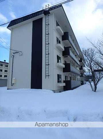 テレパレス北郷白石駅前2号棟の外観写真