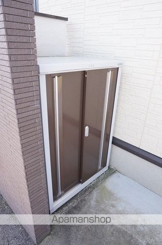 ル・レクチェVのその他写真