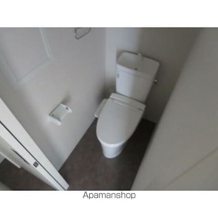 クリスタルテラス本山[1R/27.25m2]のトイレ