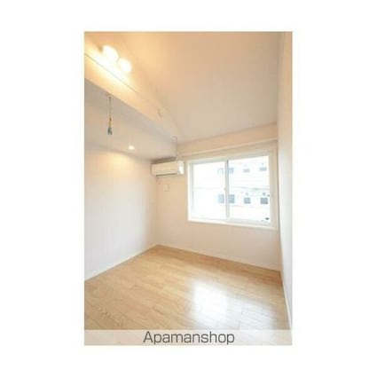 Ｄｉａｍｏｎｄ．　Ｃｏｕｒｔ[1LDK/34.15m2]の内装2