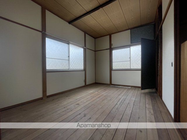アストラムライン 西原駅 徒歩11分 2階建 築57年の内装写真