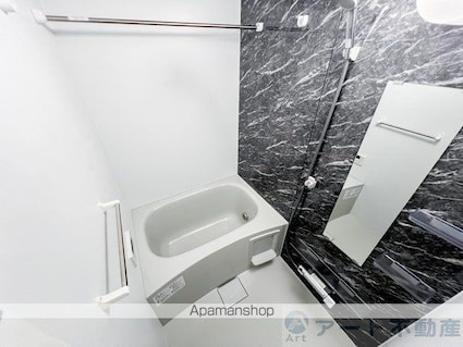 ユーロピュア　西山[1K/29.75m2]のバス