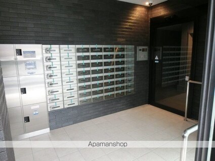 グラディート大沢川原[1LDK/40.01m2]のエントランス