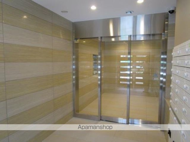 AZEST中板橋の玄関写真