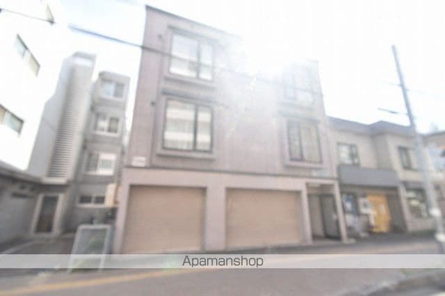 ビブレ学園前の外観写真