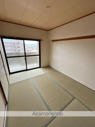 ファミールＤＡＮ[3LDK/66.08m2]の内装4