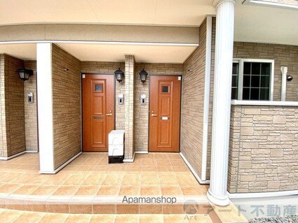 愛媛県松山市平田町[1LDK/37.13m2]のエントランス5