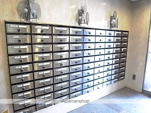 ローズコーポ阪神尼崎の玄関写真