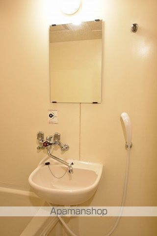 メゾンエクレーレ北35条の内装写真