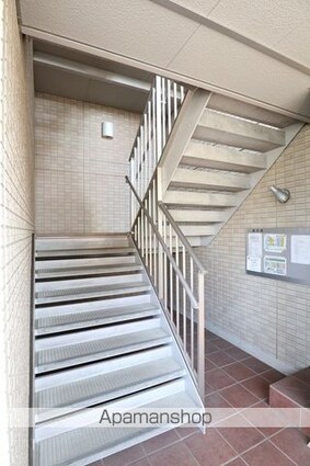 東京都立川市幸町１丁目[1LDK/45m2]の共用部1