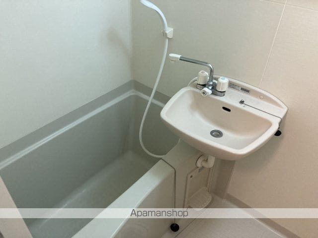 レオパレスフェアリーテールIの内装写真