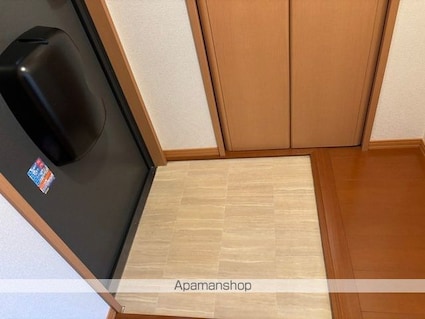 ライフボックス[1LDK/33.4m2]の玄関