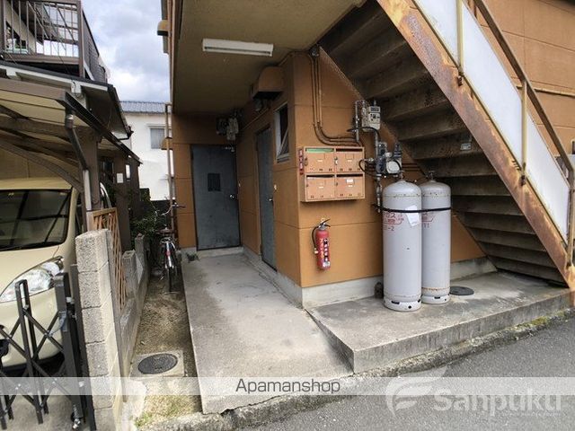 コーポ雄郡の玄関写真