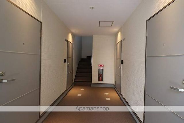 GRANDTIC 東雲本町IIの玄関写真