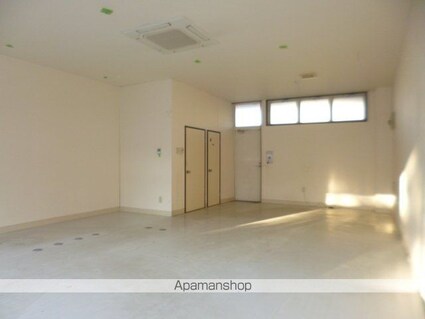 メゾンドコンコルド[店舗/50.27m2]のリビング・居間