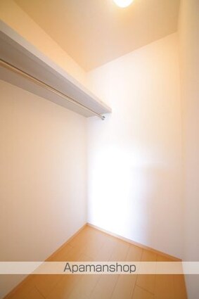 オークコート[1K/25.28m2]の収納