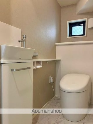 等々力戸建[3SLDK/133.72m2]のトイレ