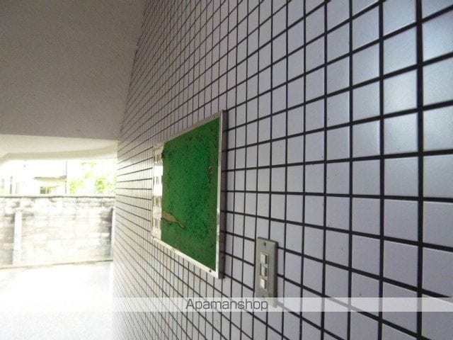 ウオノミハイツの外観写真