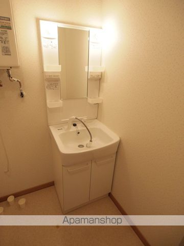 フロルドゥコルザIIの内装写真