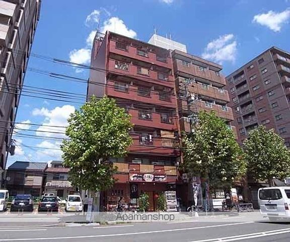 サンプロスパービルの外観写真