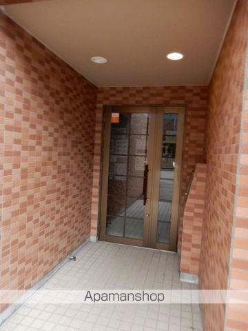 パークヒルズ大通中央の玄関写真