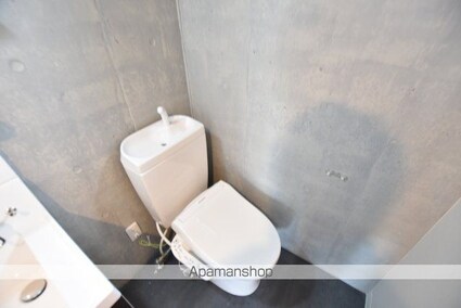 コルク本駒込[1R/34.56m2]のトイレ