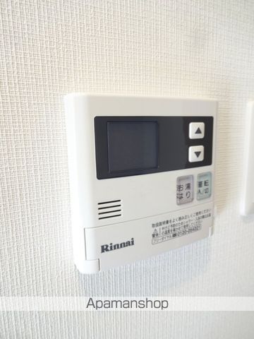 クローバーグランデ昭和町の内装写真