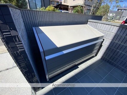 岡山県倉敷市片島町[3LDK/76.89m2]の共用部1