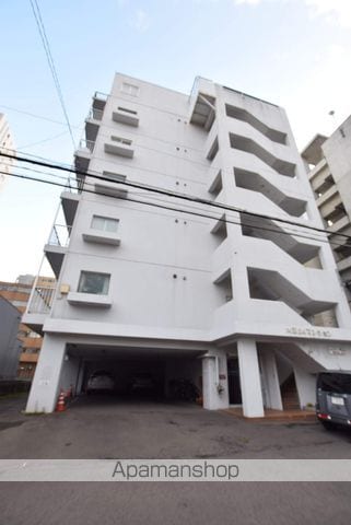 大通24マンションの外観写真