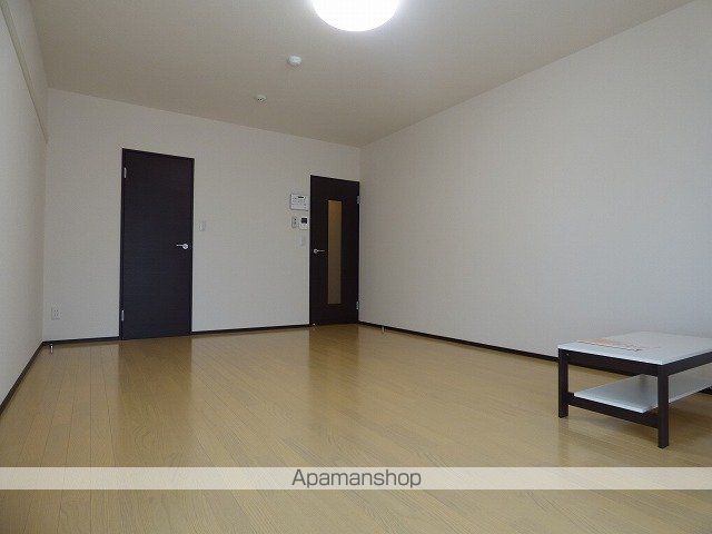 クレイノコンフォルトの内装写真